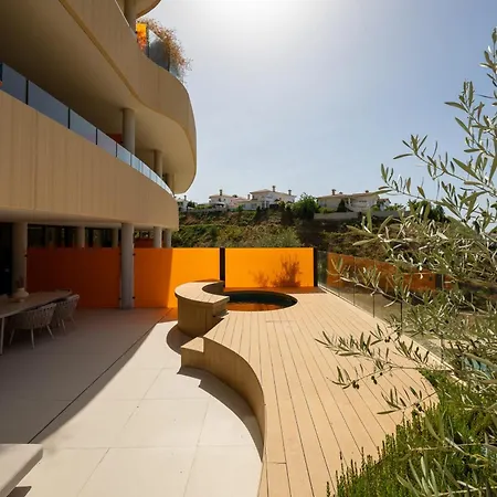 Appartement Luxury 2-bedroom With Panoramic Sea Views In Reserva Del Higueron Fuengirola